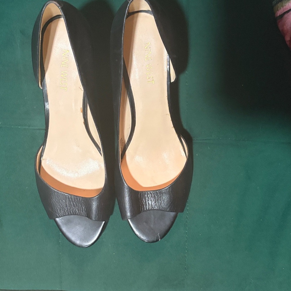 Peep toe black heels - Picture 2 of 4